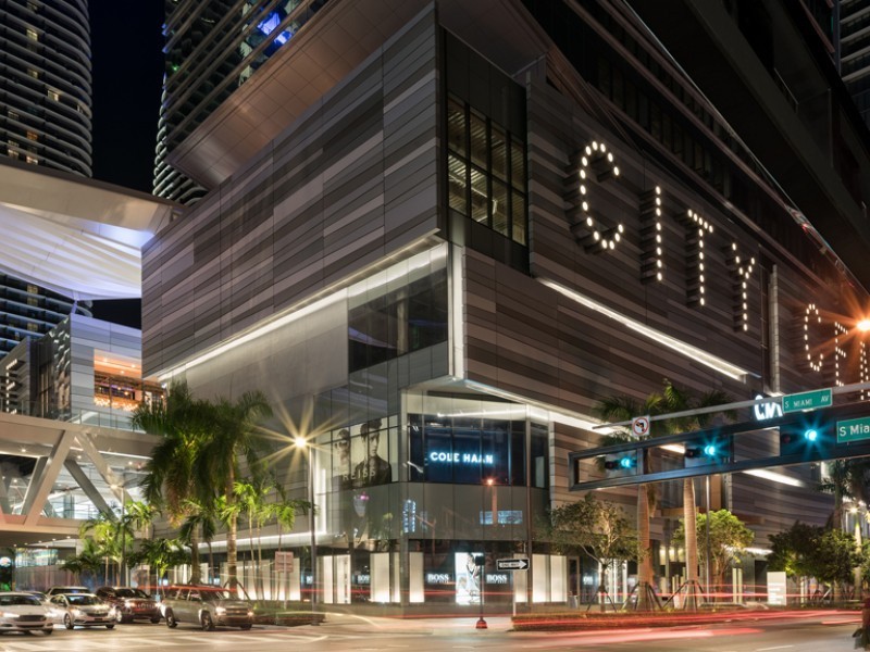 88 SW 7th St - Florida - Miami - 33130